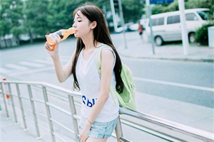 上海养生网：# Shanghai Tea House's Tea and Baking Aesthetics